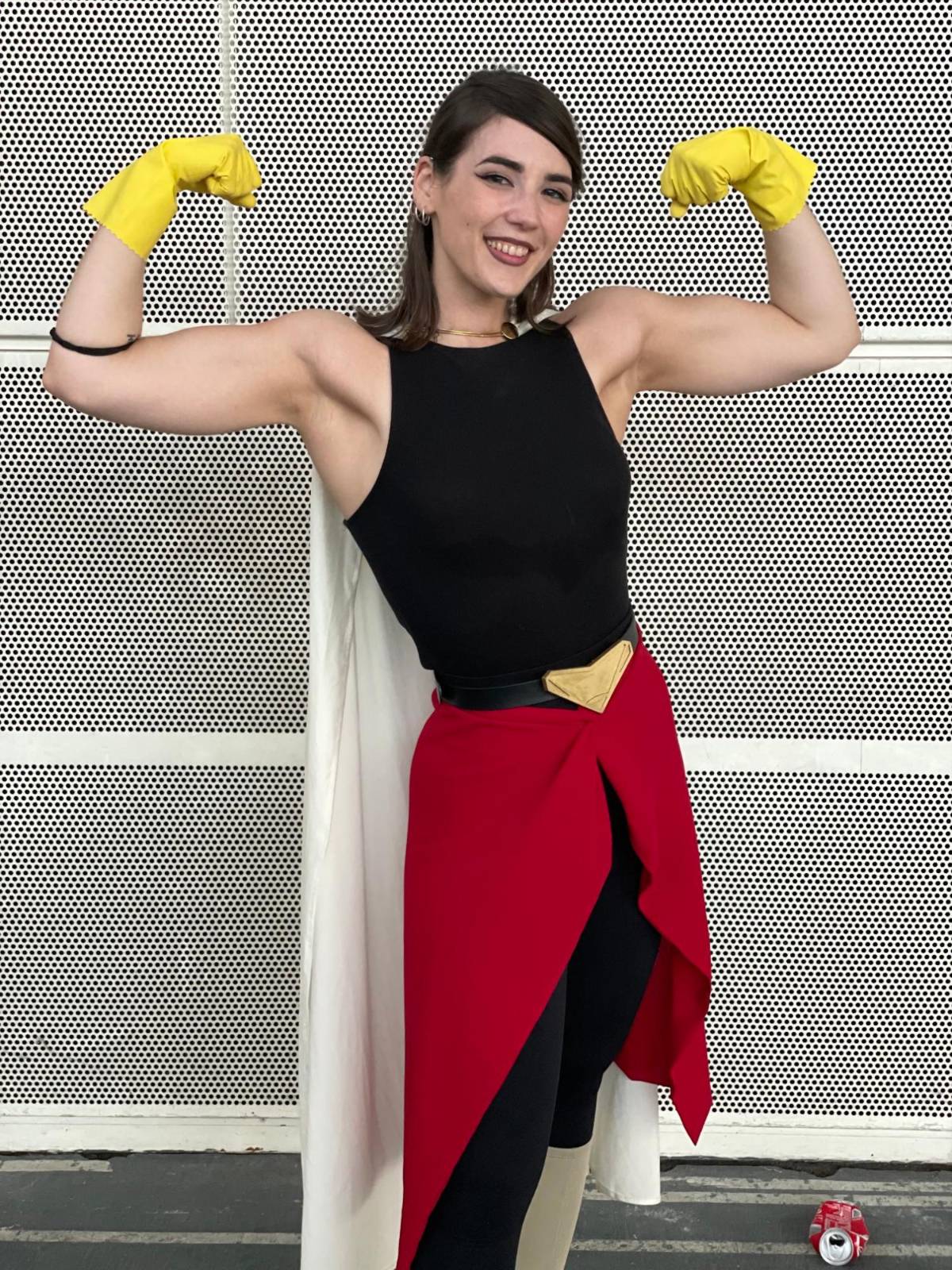 Conoce a la artista marcial y cosplayer española que cautiva con su talento y su gran condición física