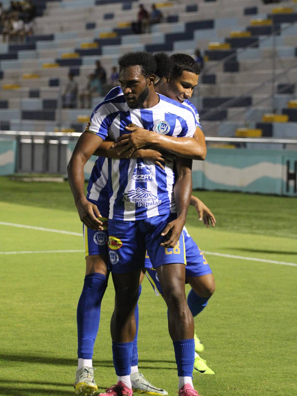 Futbolistas de Victoria que deberían seguir en Liga Nacional tras descenso del club