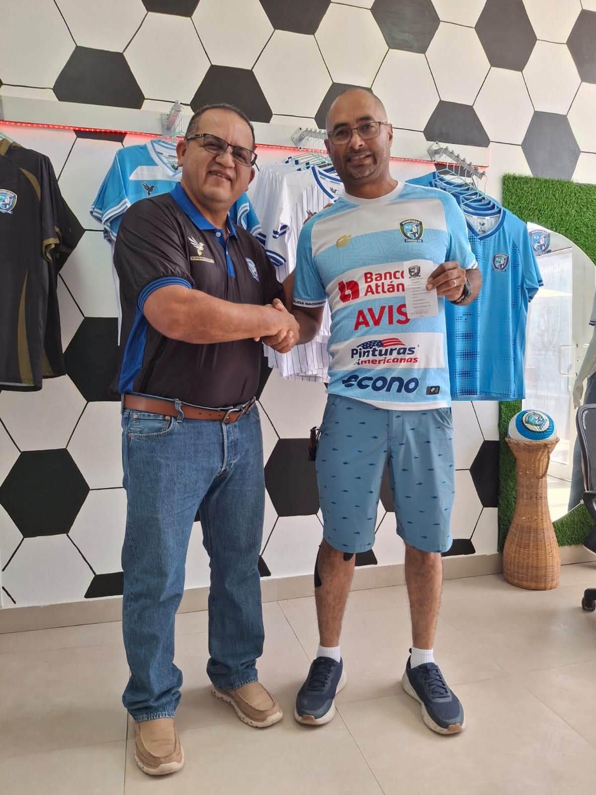 El Génesis FC, un club que se está modernizando y cuenta con una tienda completa