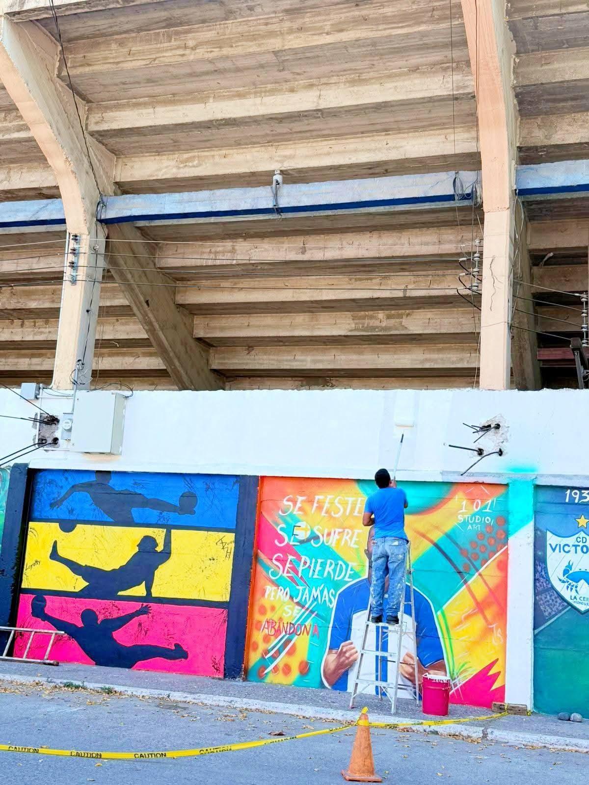 El estadio Ceibeño y su nueva cara: Las afueras, los murales, el cerco perimetral, su intimidad y las bellas butacas