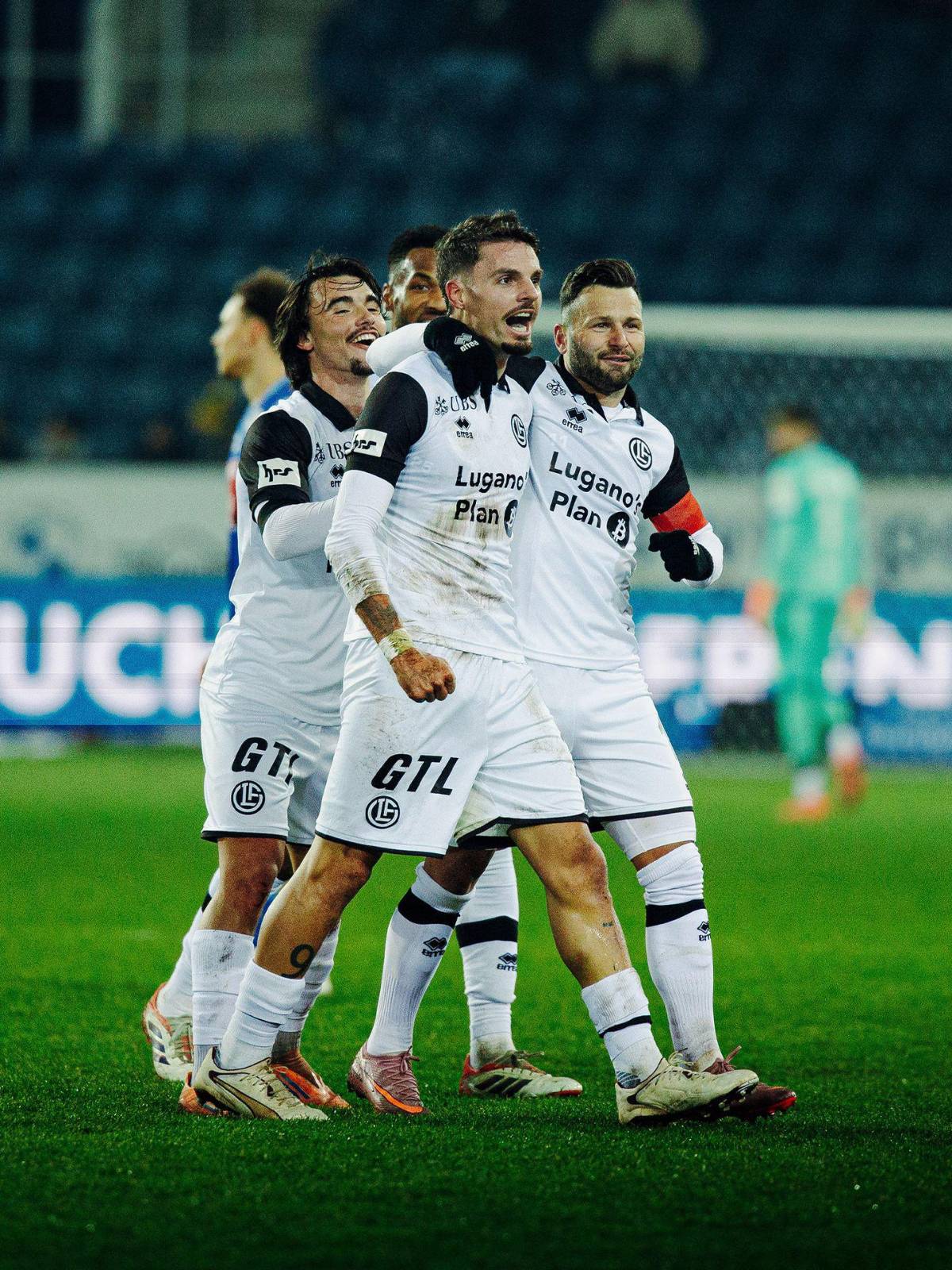 Lugano: Champions, multimillonario y excampeón mundial, la casa de Dereck