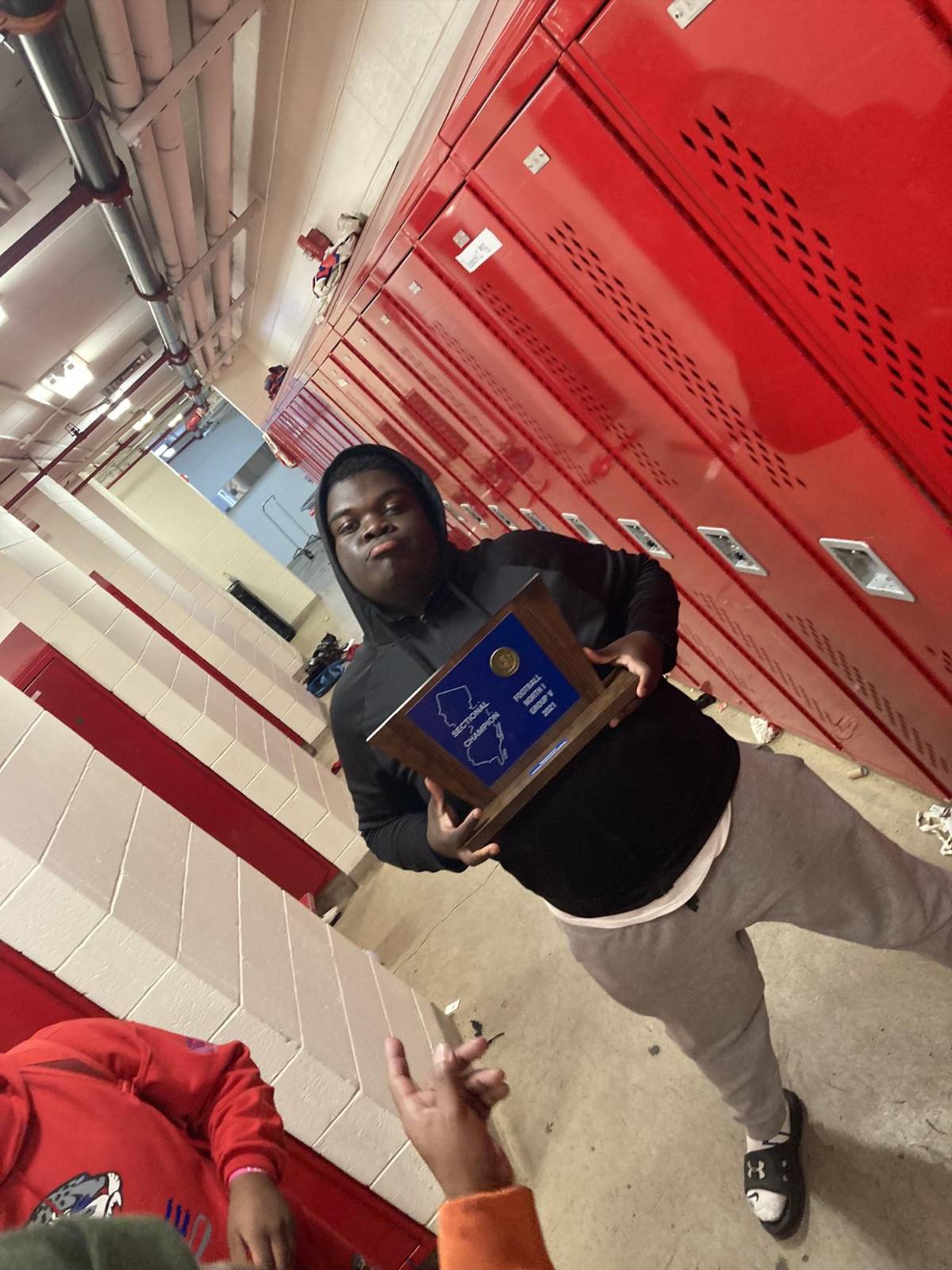 Así luce ahora: Dieunerst Collin, de ser protagonista de un famoso meme a campeón de fútbol americano