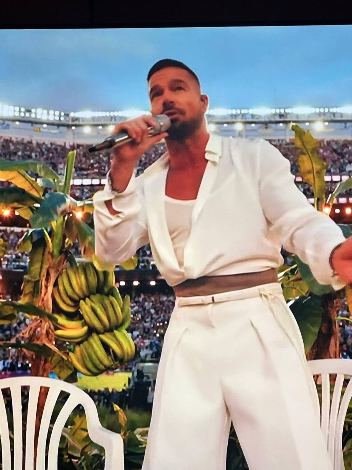 Bad Bunny hace historia en el Super Bowl, Honduras fue protagonista y Trump destruye al cantante: Es uno de los peores