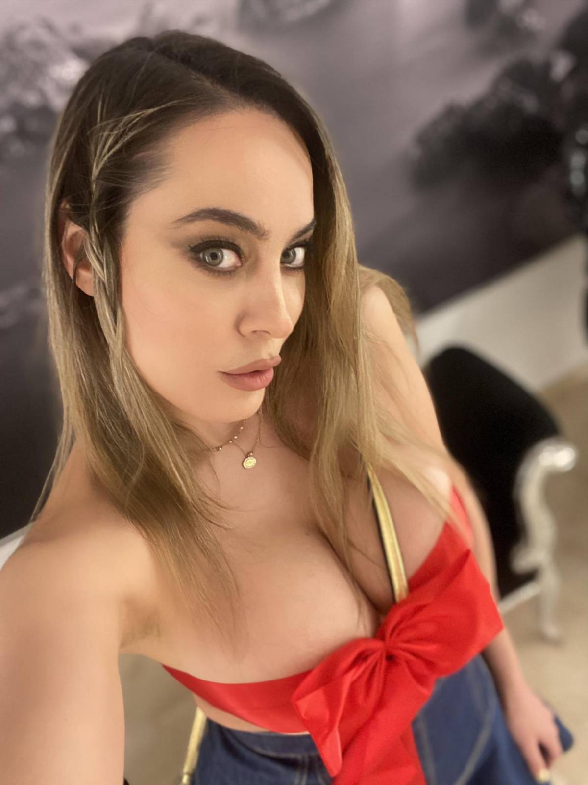 Escándalo de un jugador del Chelsea con famosa modelo: “Me pidió fotos desnuda, él me usó y engañó a su novia”