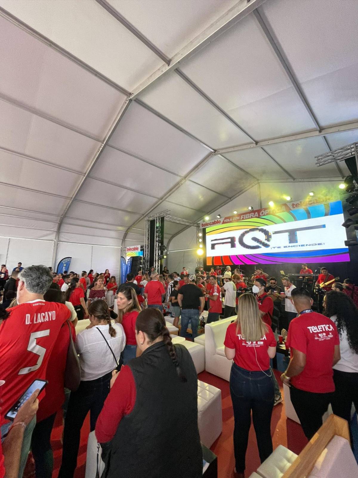 Tambores, bailes,  el pitbull disfrazado y mucha alegría en Costa Rica tras lograr su clasificación al Mundial de Qatar 2022