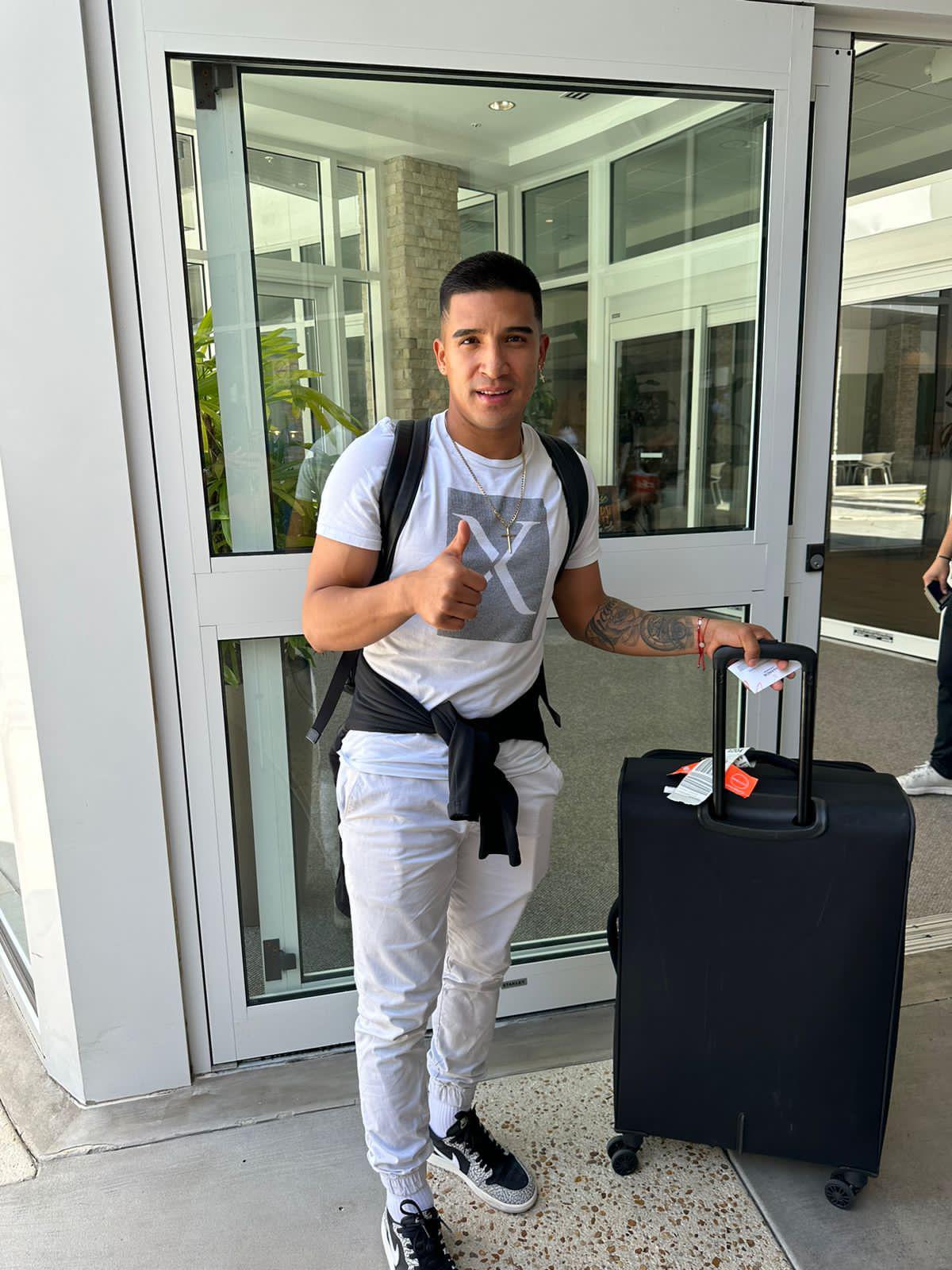 Choco Lozano y David Ruiz, los más buscados por la afición, Luis Palma se sumó a la Selección y hubo visita especial