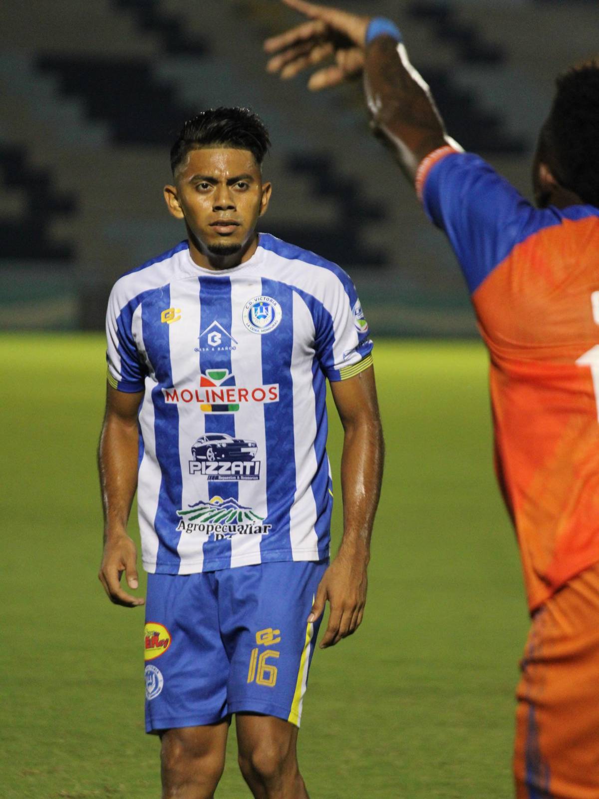 Futbolistas de Victoria que deberían seguir en Liga Nacional tras descenso del club
