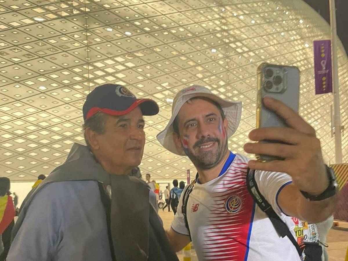 El reconocido DT que llegó a apoyar a Costa Rica, la charla Luis Enrique-Suárez y ¿quién era la preciosa tica en las gradas?