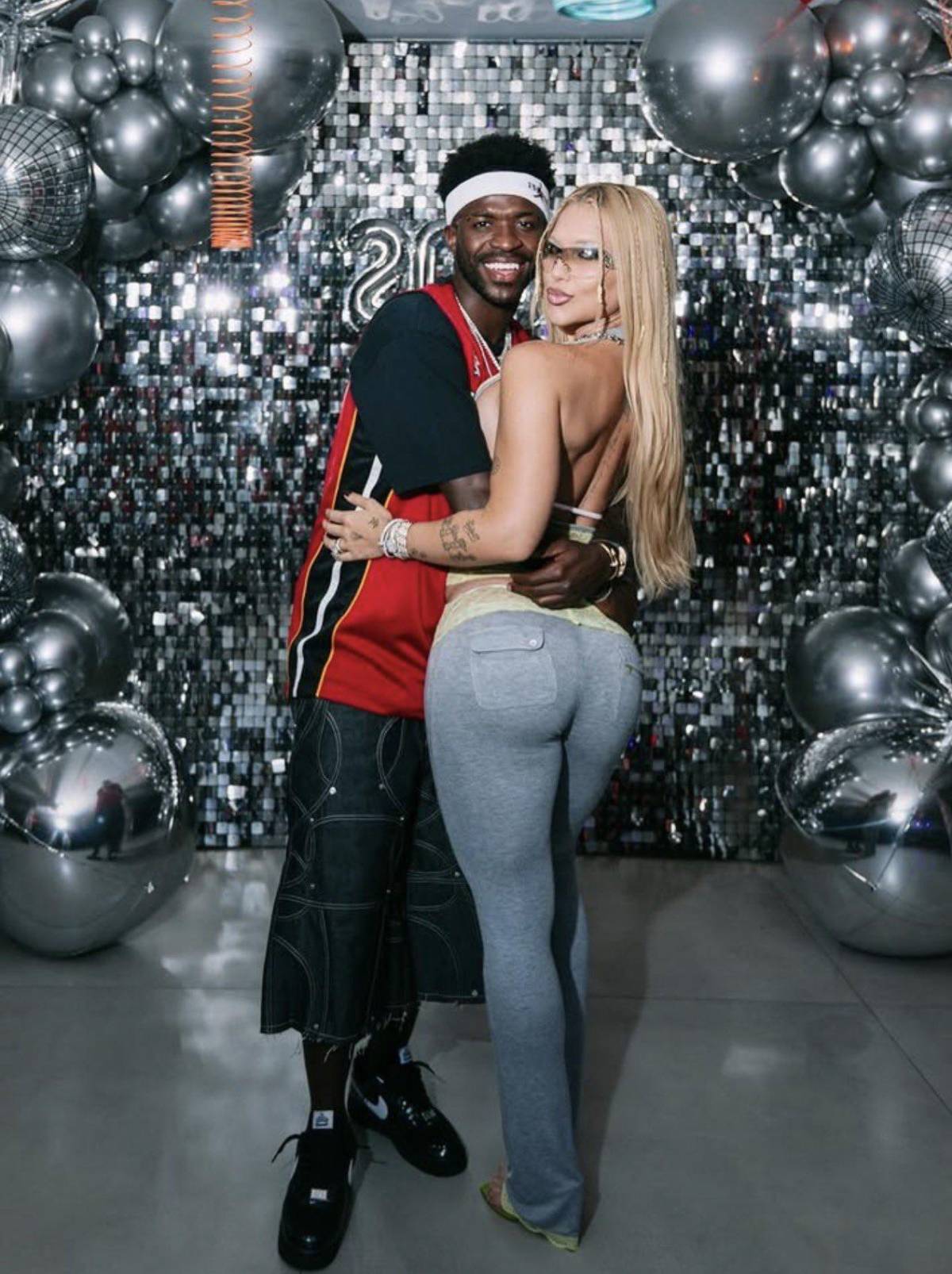 Vinicius despide las vacaciones con un fiestón antes de volver al Real Madrid
