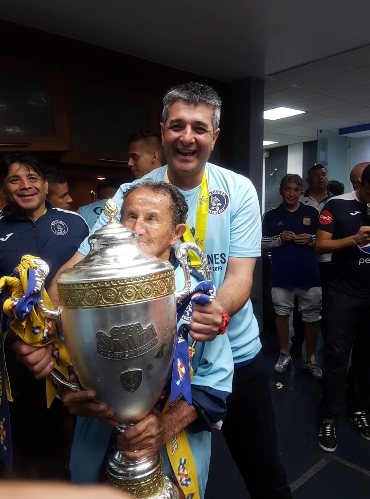 ¿Quién ganó más títulos? De los últimos 20 torneos en Liga Nacional de Honduras, ellos son los técnicos que han dirigido las finales