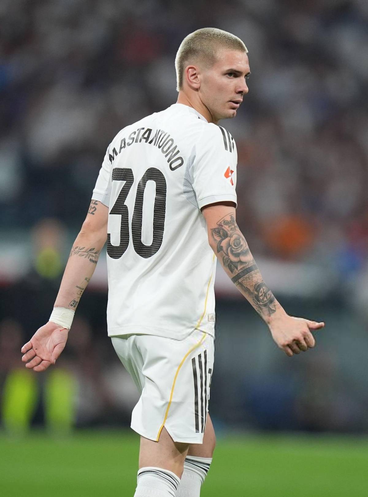 Mastantuono debutó con Real Madrid y Xabi se carga a una figura; el festejo de Mbappé para sus 'haters' y la polémica roja