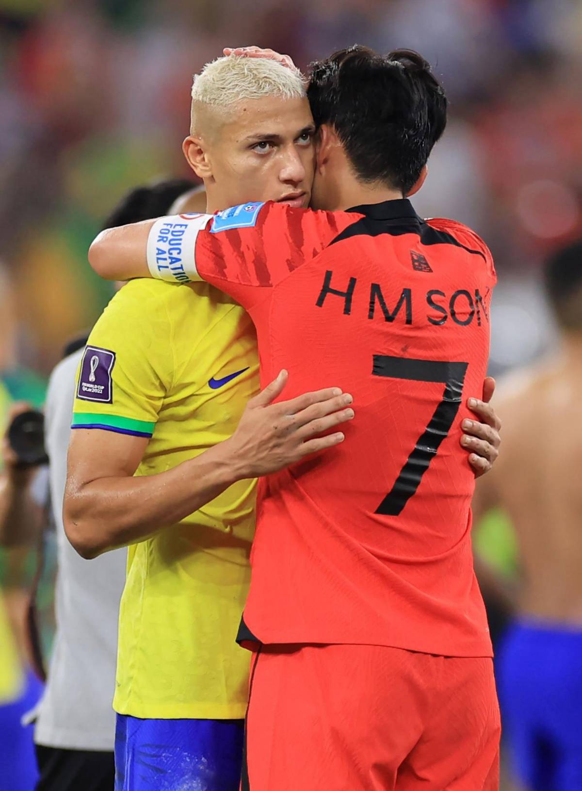 El gesto de Brasil tras eliminar a Corea del Sur y Son se despide llorando; el padre de Neymar con espectacular modelo