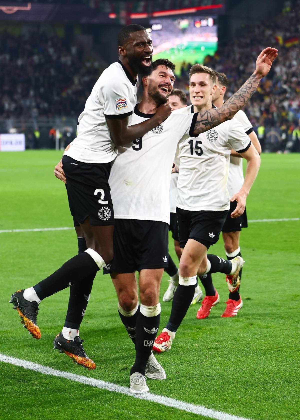 Cristiano Ronaldo devuelve la burla; Modric se encaró con Mbappé en la eliminación de Croacia y Pedri hizo magia con España