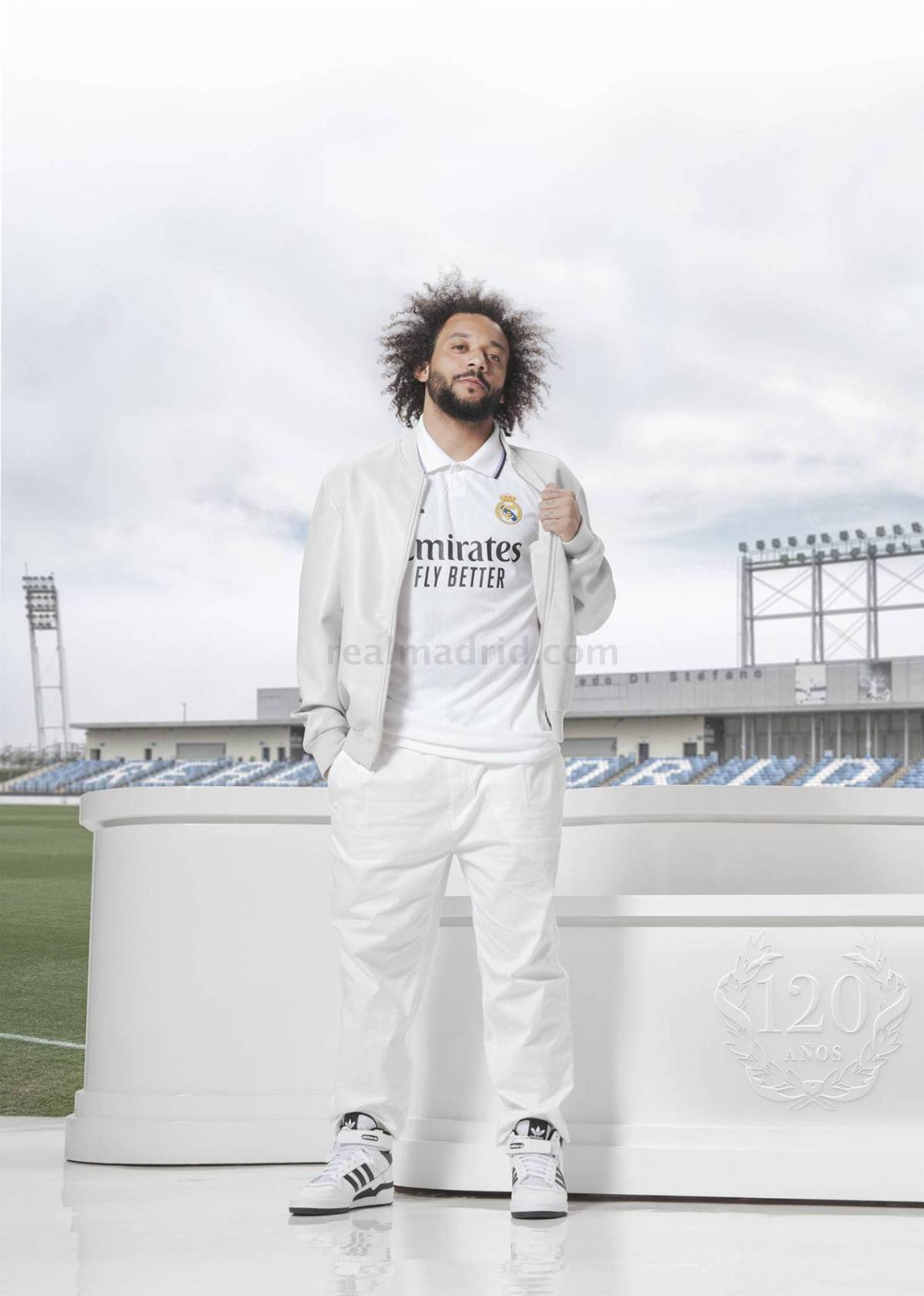 Hecha con materiales reciclados: así es la nueva y hermosa camiseta del Real Madrid para la temporada 2022-23