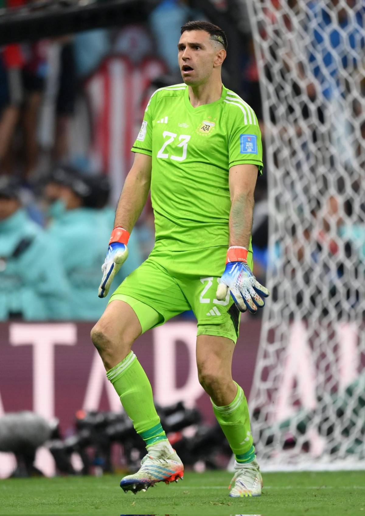 Mercado: Sorpresivo destino para el Dibu Martínez, bombazo de Real Madrid, Cristiano Ronaldo y Messi son noticia