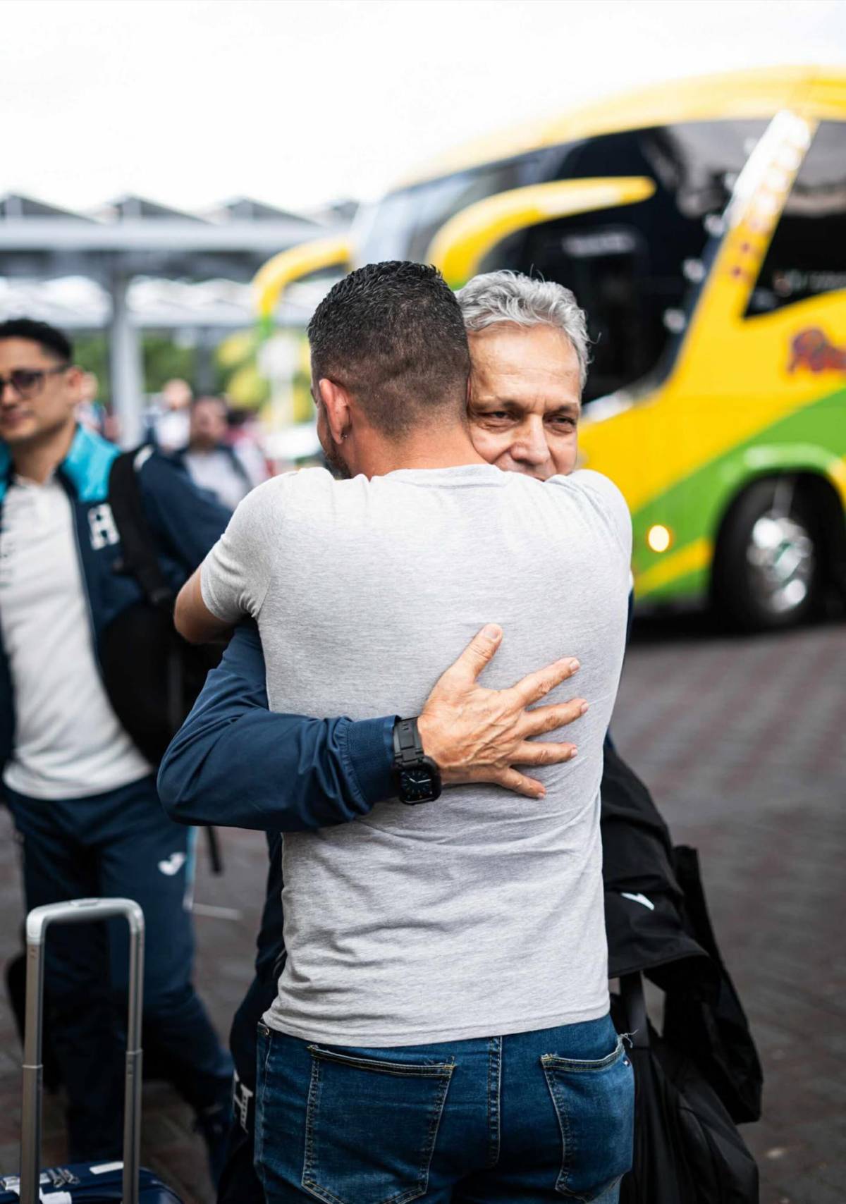 Llegada de Honduras a Nicaragua: Exjugador del Motagua recibe con tremendo abrazo a Rueda, Quioto sorprendió, ¿y Palma?