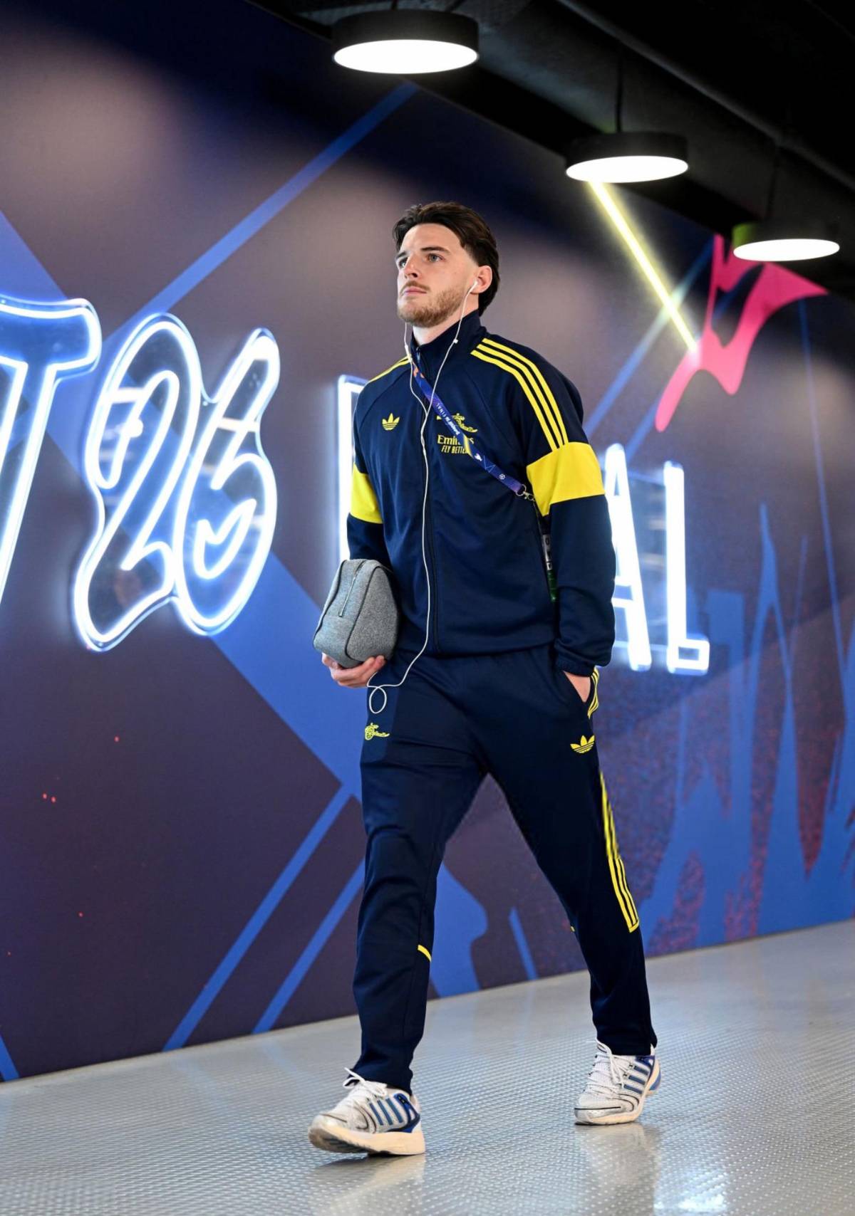Fiestón en Budapest por el PSG-Arsenal en la gran final de la Champions