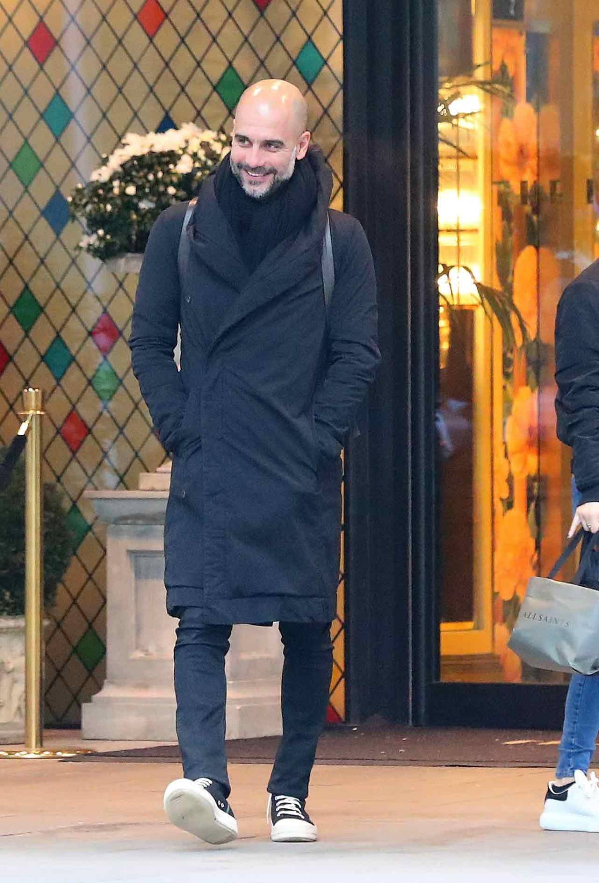 La inteligente forma en que Pep Guardiola gasta la fortuna que gana en Inglaterra ¿De cuánto es su salario?