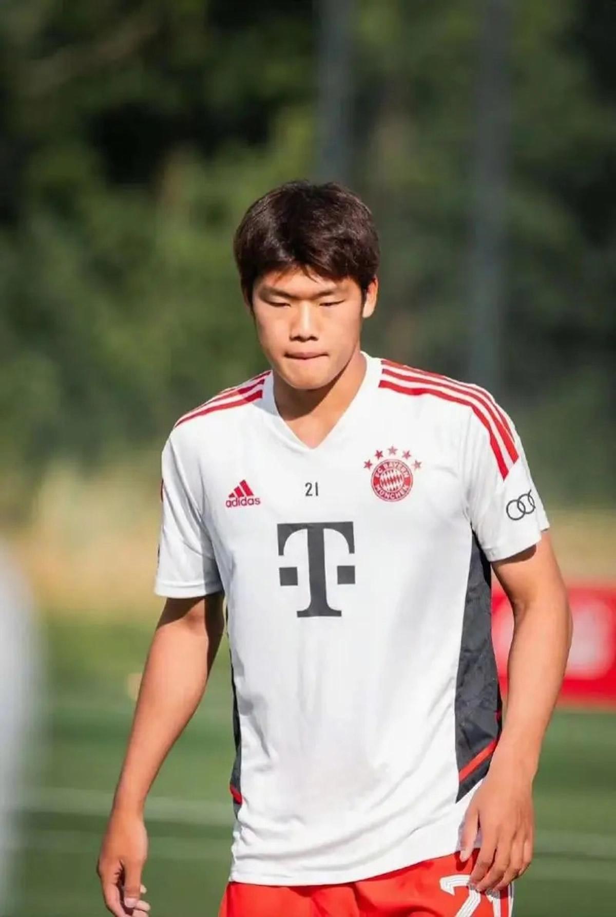 Estuvo en el Bayern Múnich, sufre muerte cerebral y revelan la causa: “Tiene pocas posibilidades”