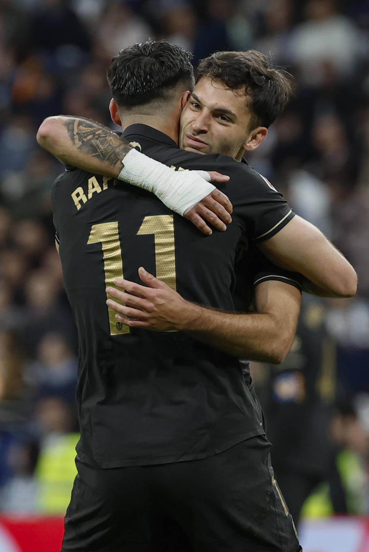 El 'regalo' del árbitro al Real Madrid, la pesadilla de Vinicius y la bronca de Mbappé tras caer ante Valencia