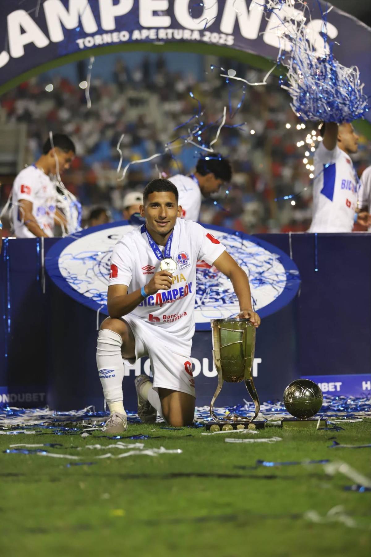 Olimpia tras título 40: fichajes confirmados, los que suenan, bajas oficiales y renovaciones pendientes