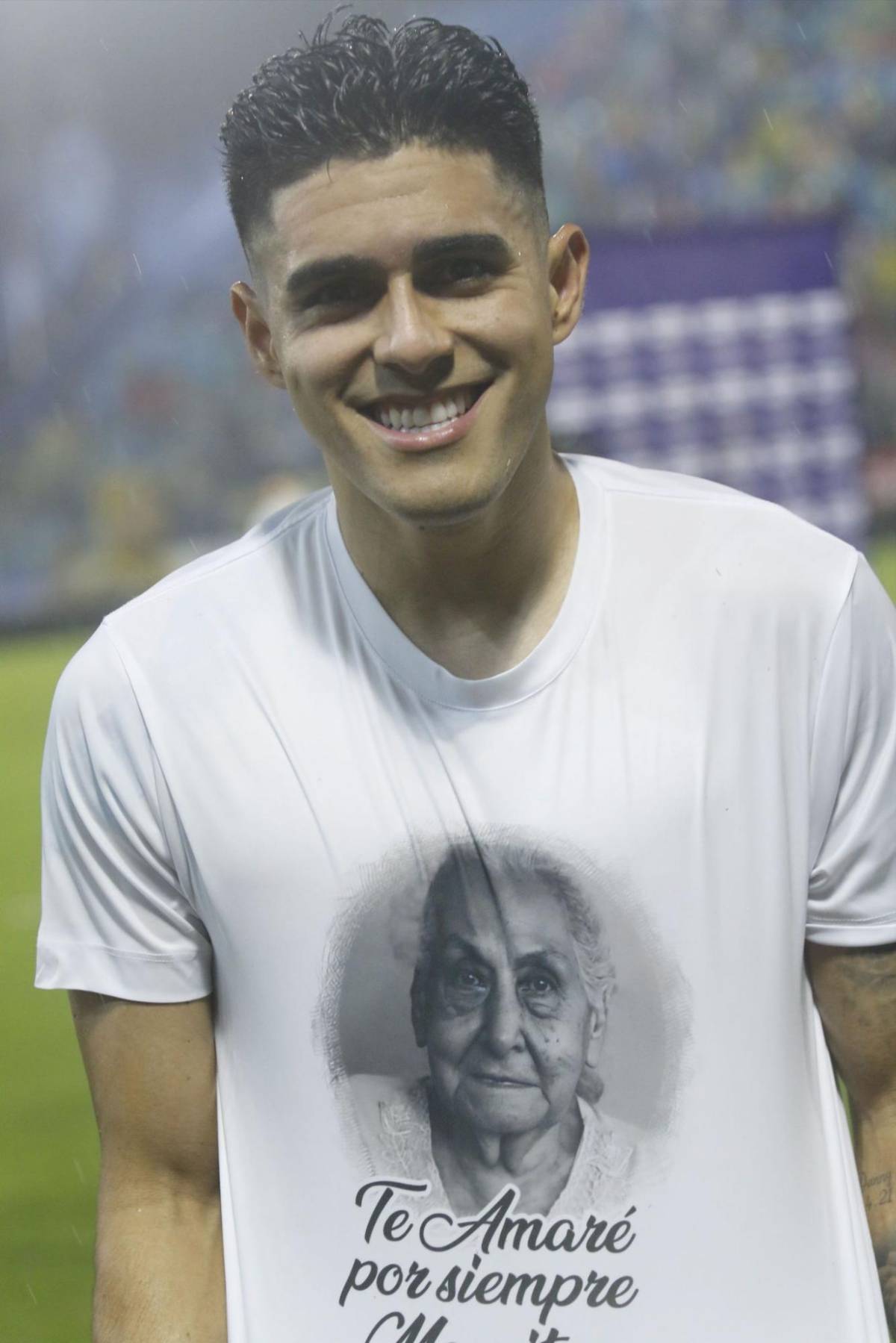 Luis Palma y su noche mágica contra la Selección Mexicana, la marca que impuso con Honduras ¿Por qué tiene moretones en su espalda?