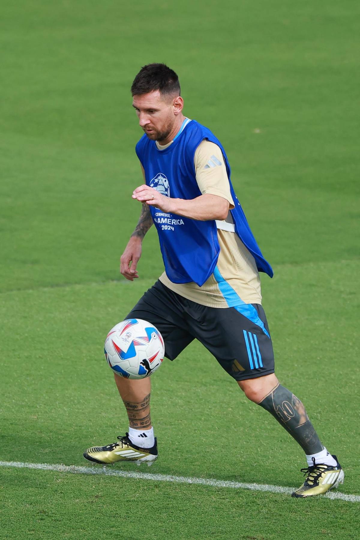 Messi afinó puntería y estrenó sus nuevos botines para la Copa América: Va con todo por Canadá en el debut