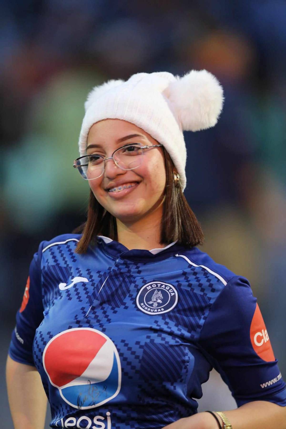 La belleza capitalina en su máximo esplendor disfrutó de la final entre Motagua vs Olimpia