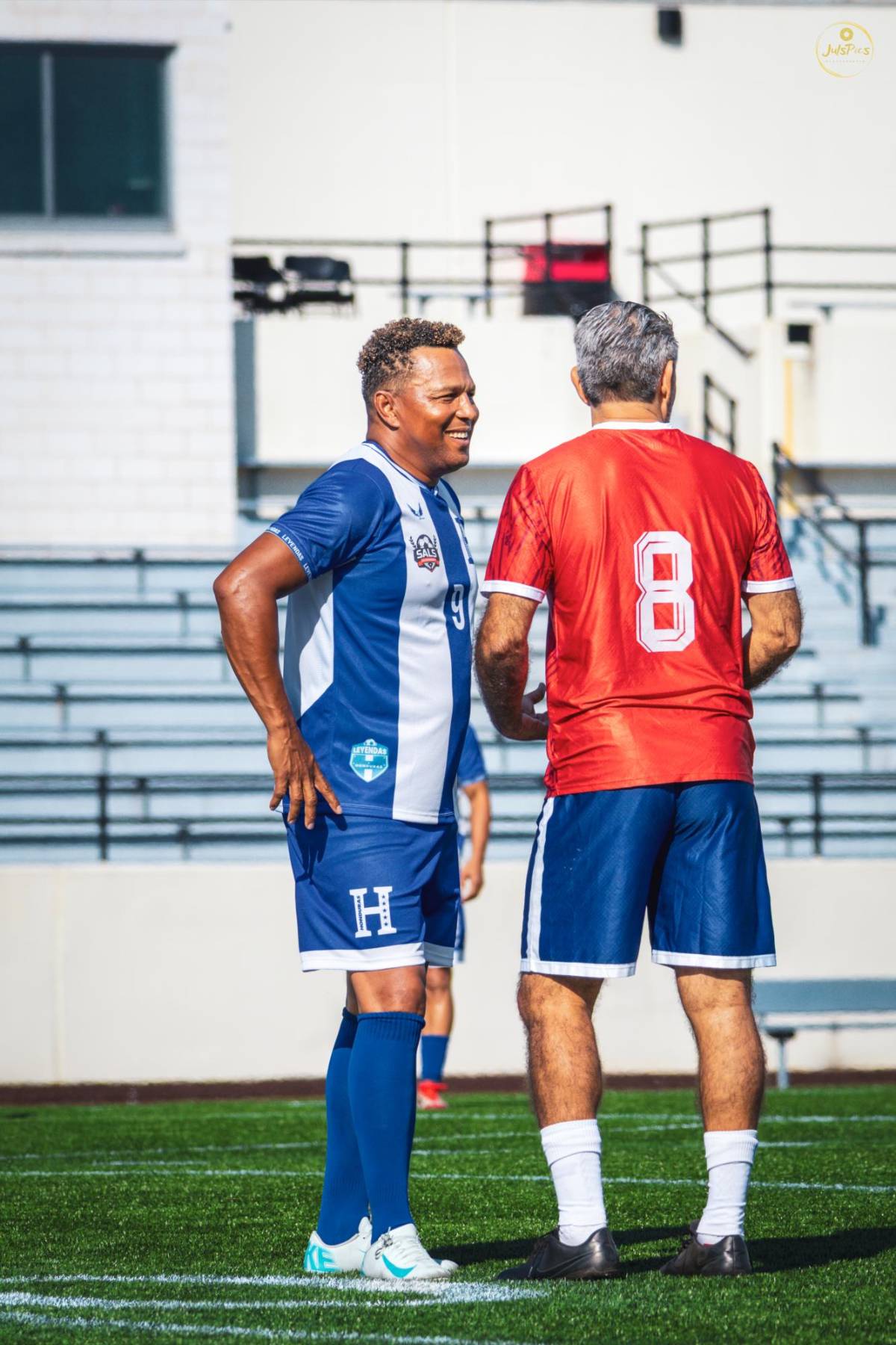 Honduras y Costa Rica reviven su histórica rivalidad en clásico de leyendas