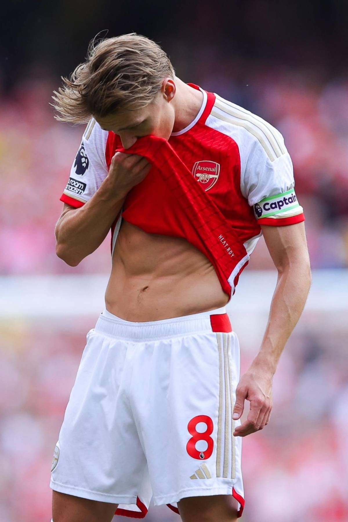 De Bruyne salió ‘huyendo’, el desahogo de Pep Guardiola y jugadores de Arsenal detrozados tras la coronación del City