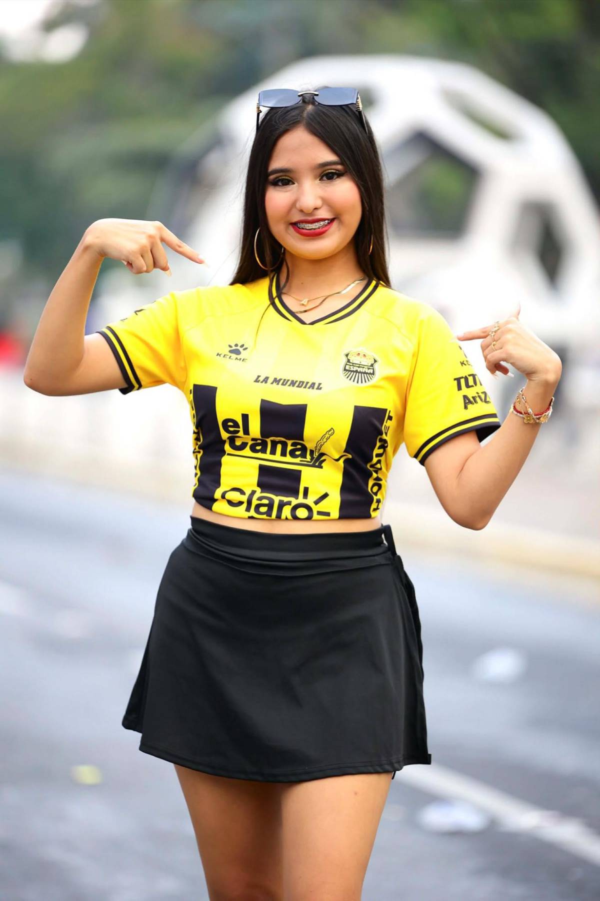 El clásico más lindo de Honduras: las bellas chicas que se engalanaron el Real España-Olimpia ¿Quién es la modelo?