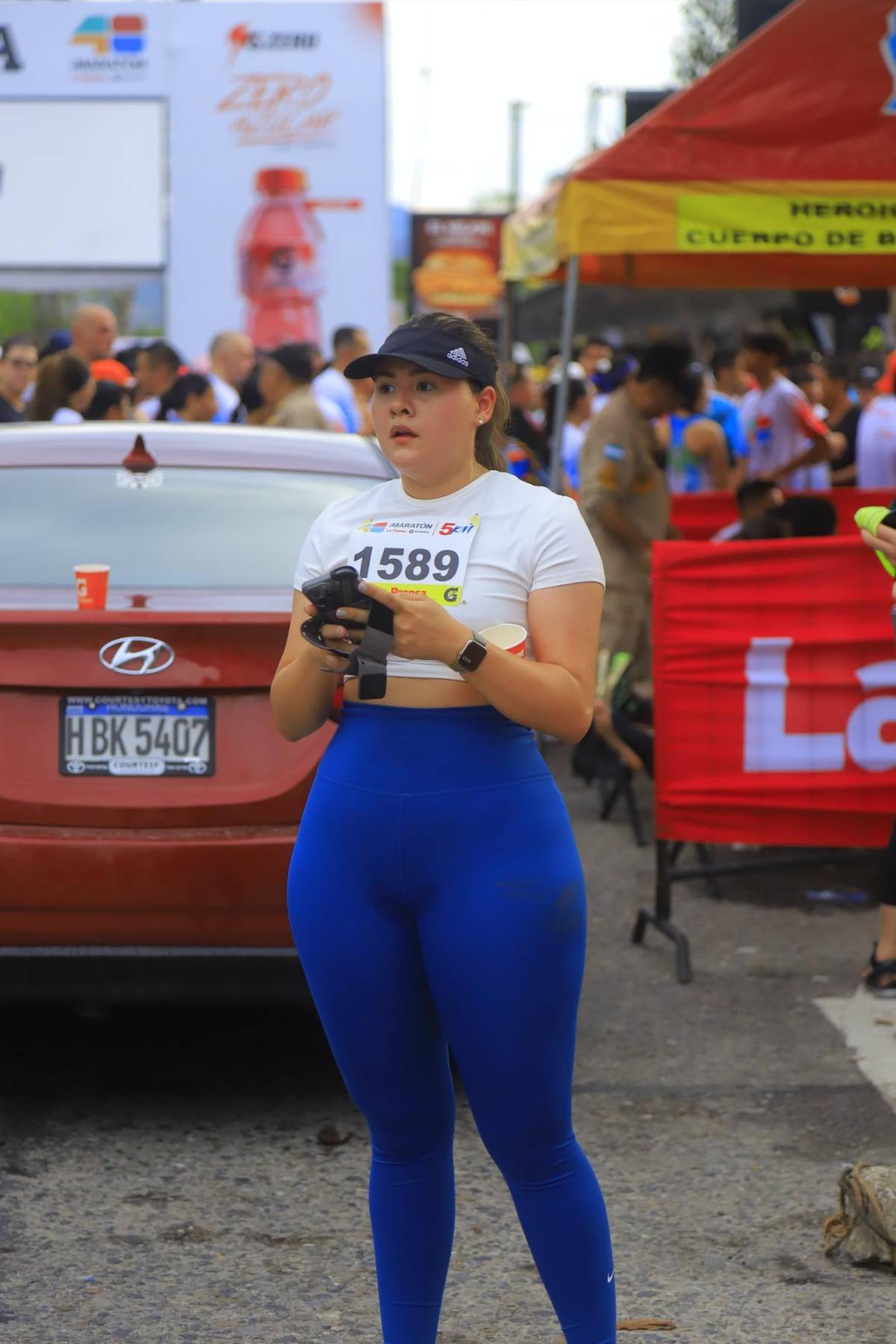 Maratón La Prensa: Atletismo puro, belleza femenina, mascotas corriendo y alegría en búsqueda de la meta