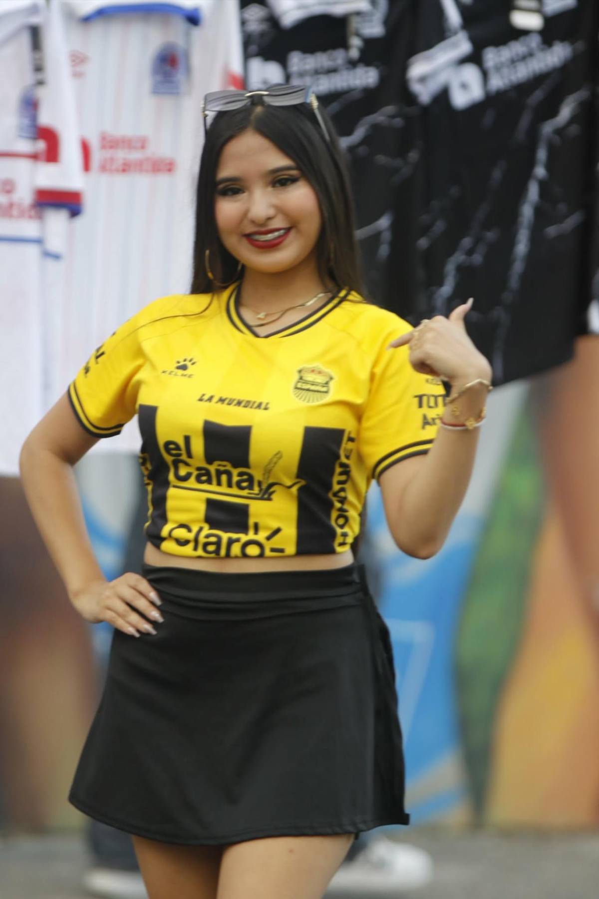 El clásico más lindo de Honduras: las bellas chicas que se engalanaron el Real España-Olimpia ¿Quién es la modelo?