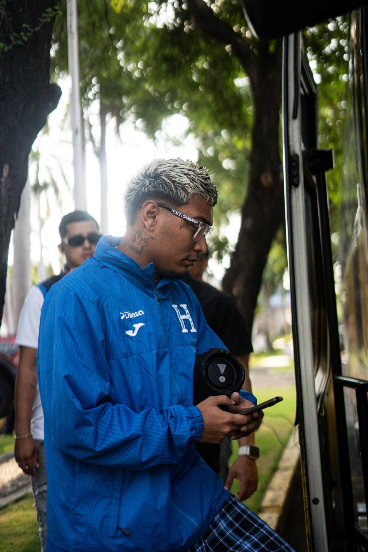 La pelea de Supremo, Joao deslumbra con baile sexy y el flow de tiktoker previo al Honduras-Nicaragua en Managua