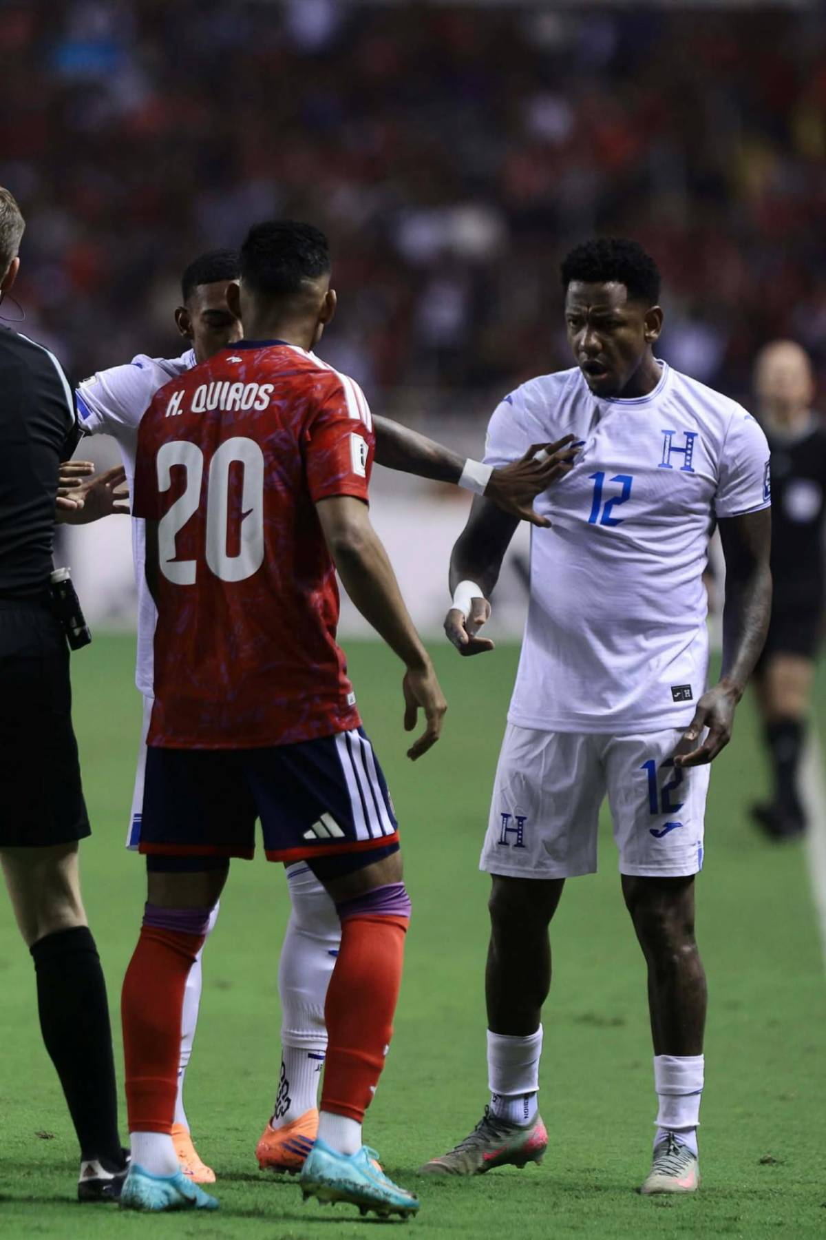 Tras fracasar con Honduras para ir al Mundial 2026, varios jugadores anuncian su retiro oficial de la 'H': Es mi último...