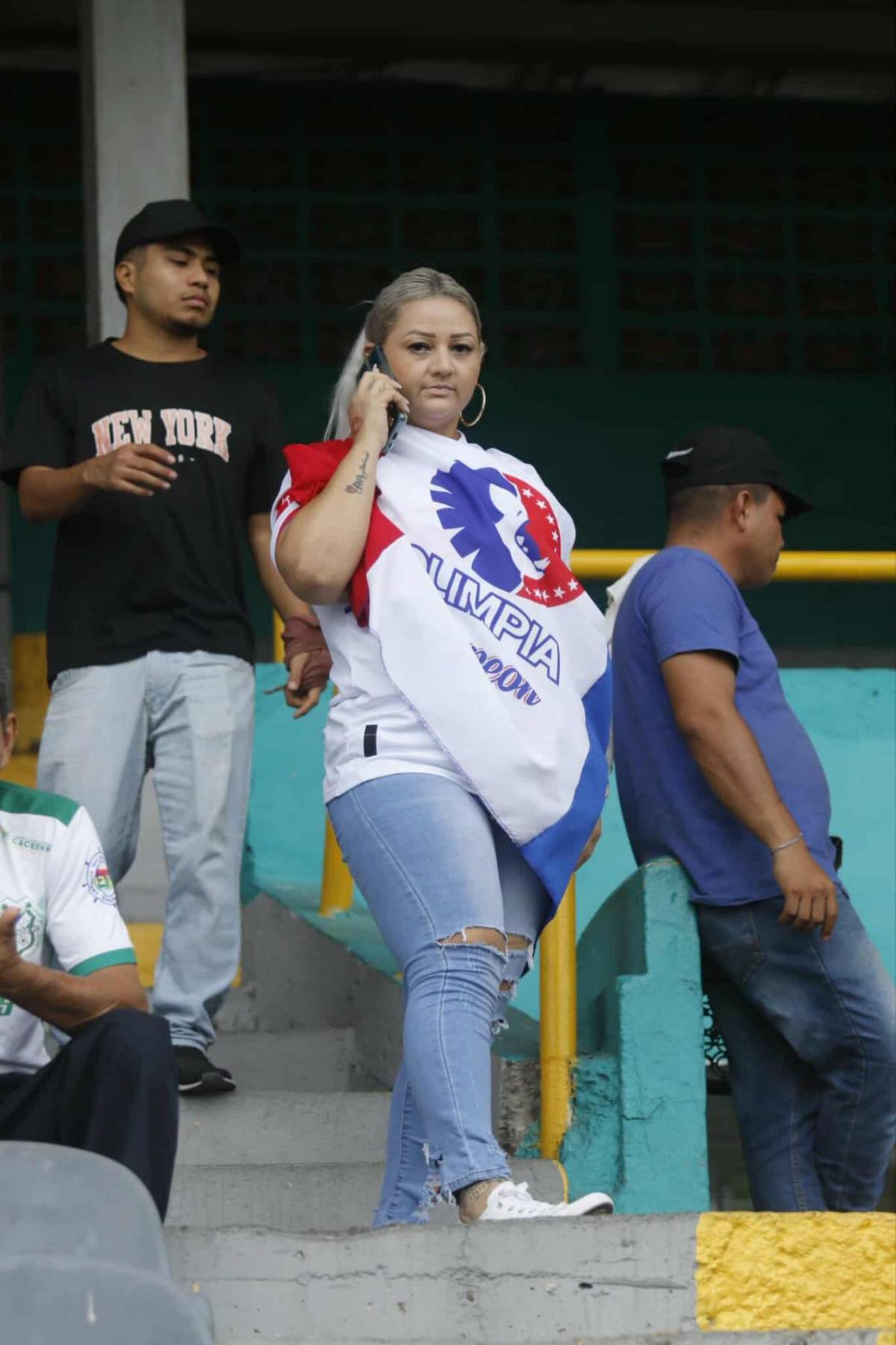 ¡Identificada el bombón en el Morazán! Y el pedido especial para Michaell Chirinos en el Platense vs Olimpia