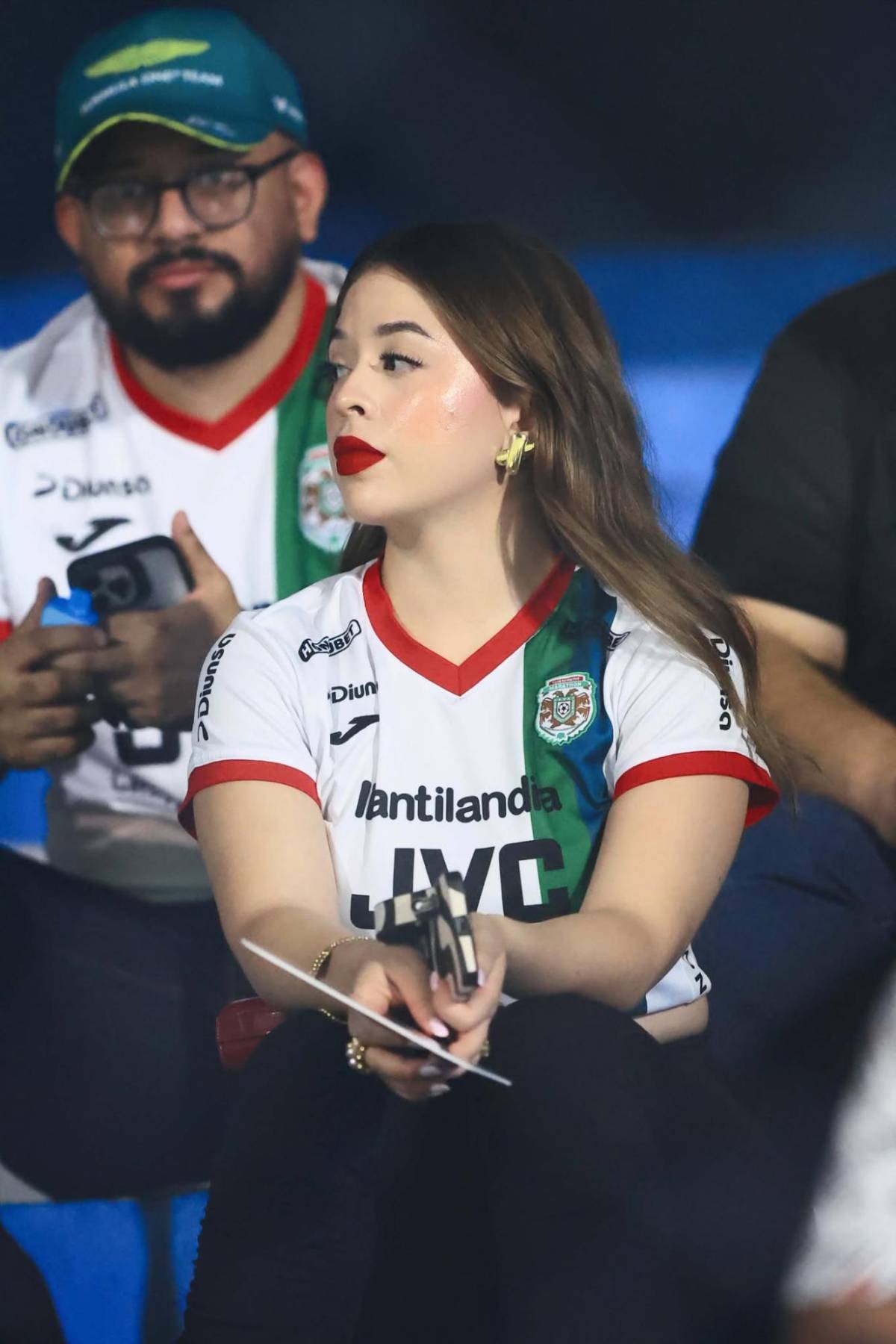 ¿Quién es la argentina? La final entre Marathón y Motagua se llenó de bellezas