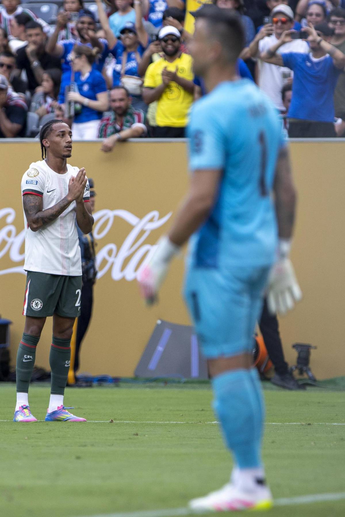 El polémico penal que el VAR no le pitó a Fluminense, el héroe inesperado del Chelsea y Cucurella hizo un milagro en la línea