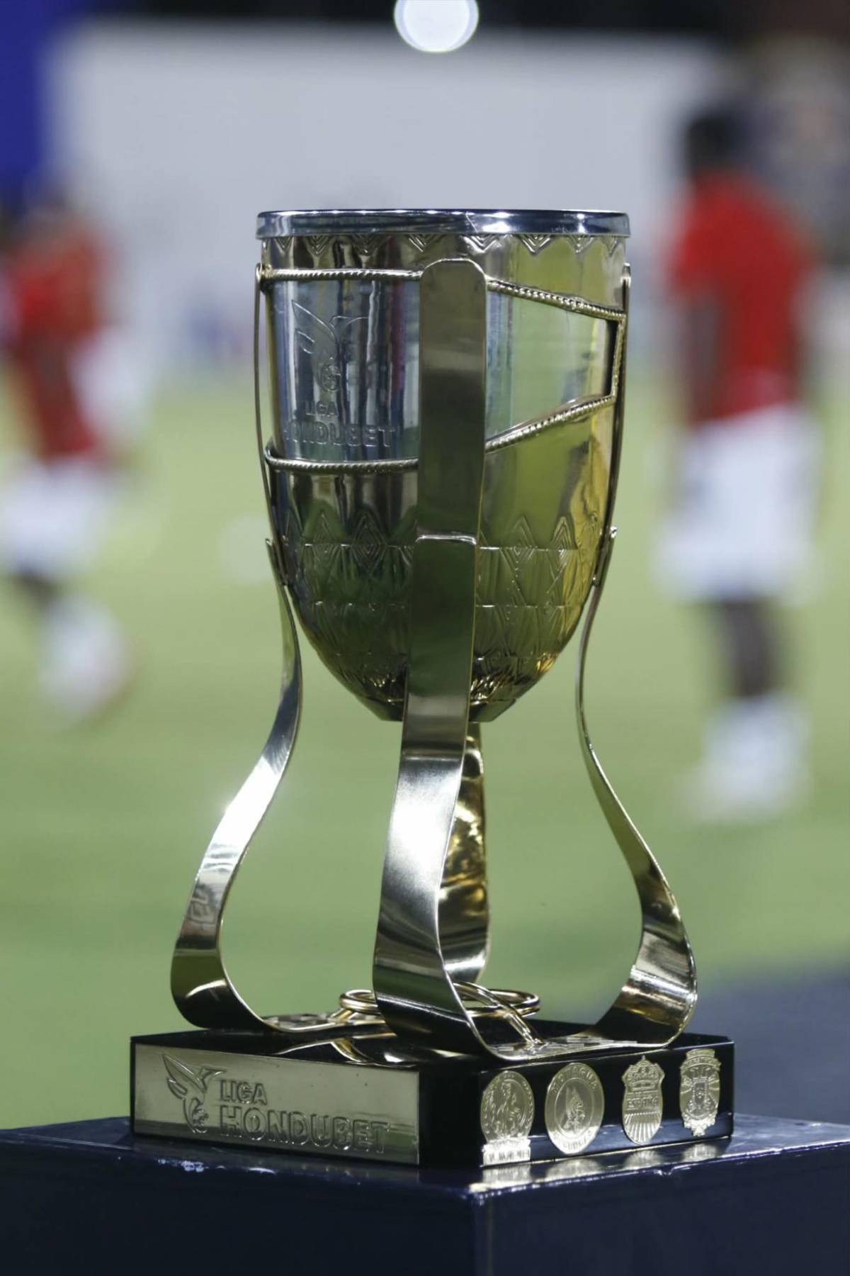 El 'enchachado', la bella princesa, Santa Claus cumpliendo los deseos y el legionario que no juega desde 2023 llega al Morazán