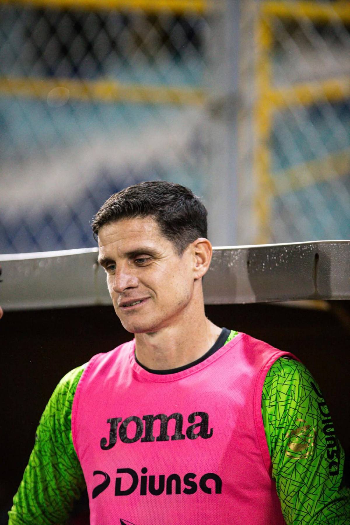 Ovación a Messiniti, Chelito fiel a Dios y hermanitos verdolagas en el juego Marathón vs Juticalpa FC