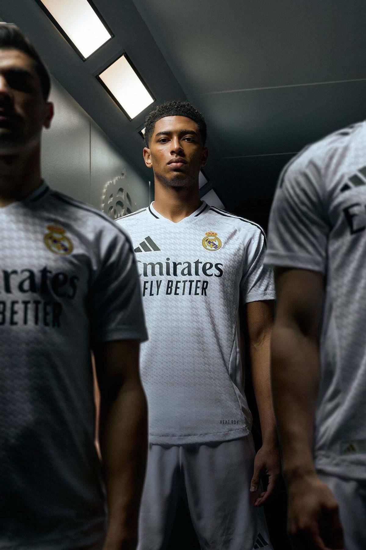 La decisión de Real Madrid con Mbappé tras presentar su nueva camisa y el que confirma que se queda ¿Cómo son los dorsales?