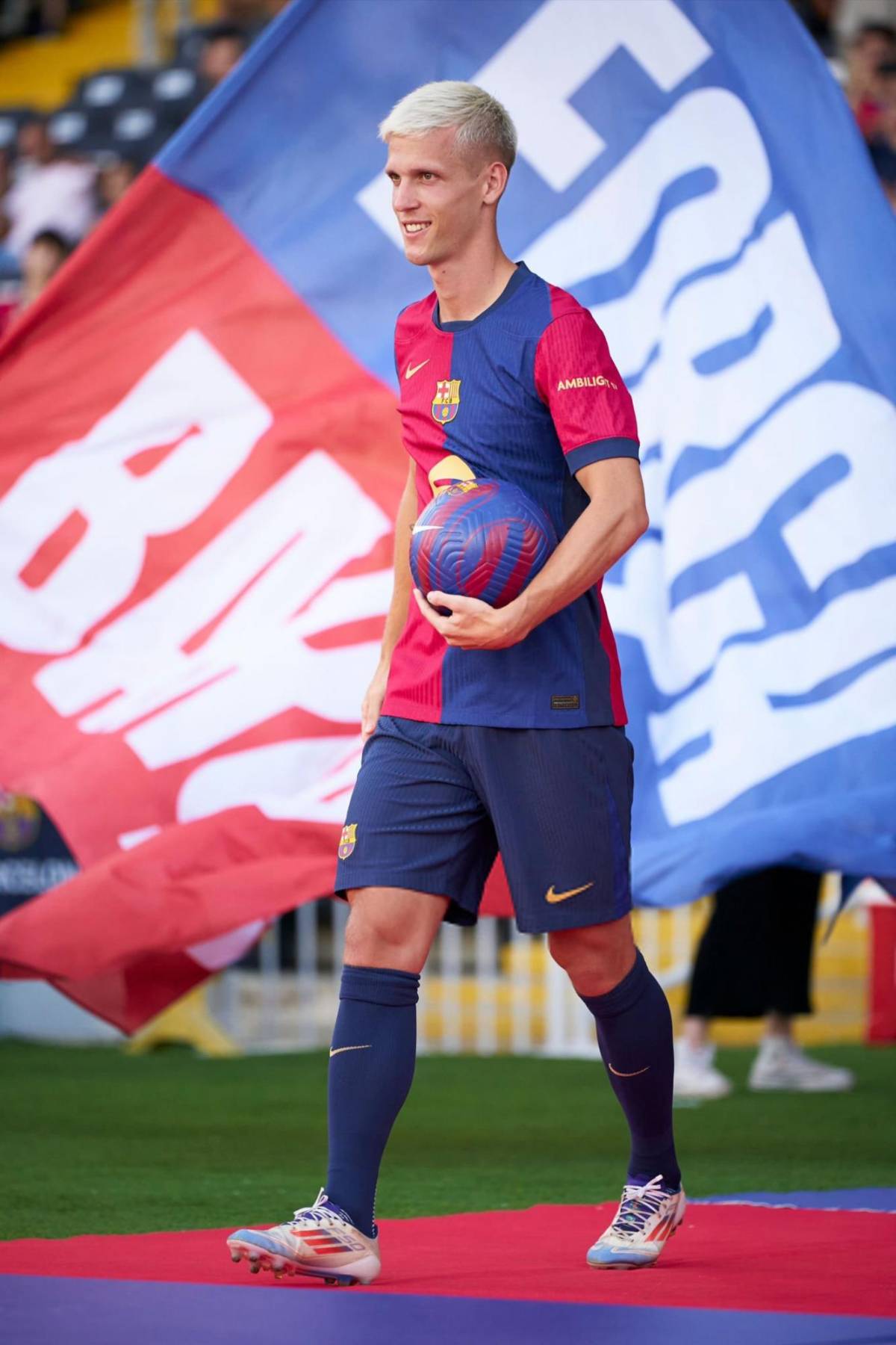 Barcelona, goleado en el Joan Gamper: Presentó dos fichajes, regresó Lamine Yamal y los dorsales confirmados