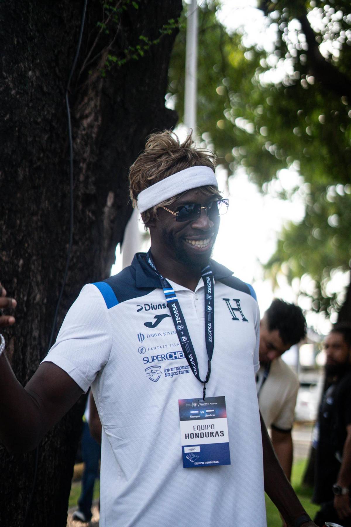 La pelea de Supremo, Joao deslumbra con baile sexy y el flow de tiktoker previo al Honduras-Nicaragua en Managua