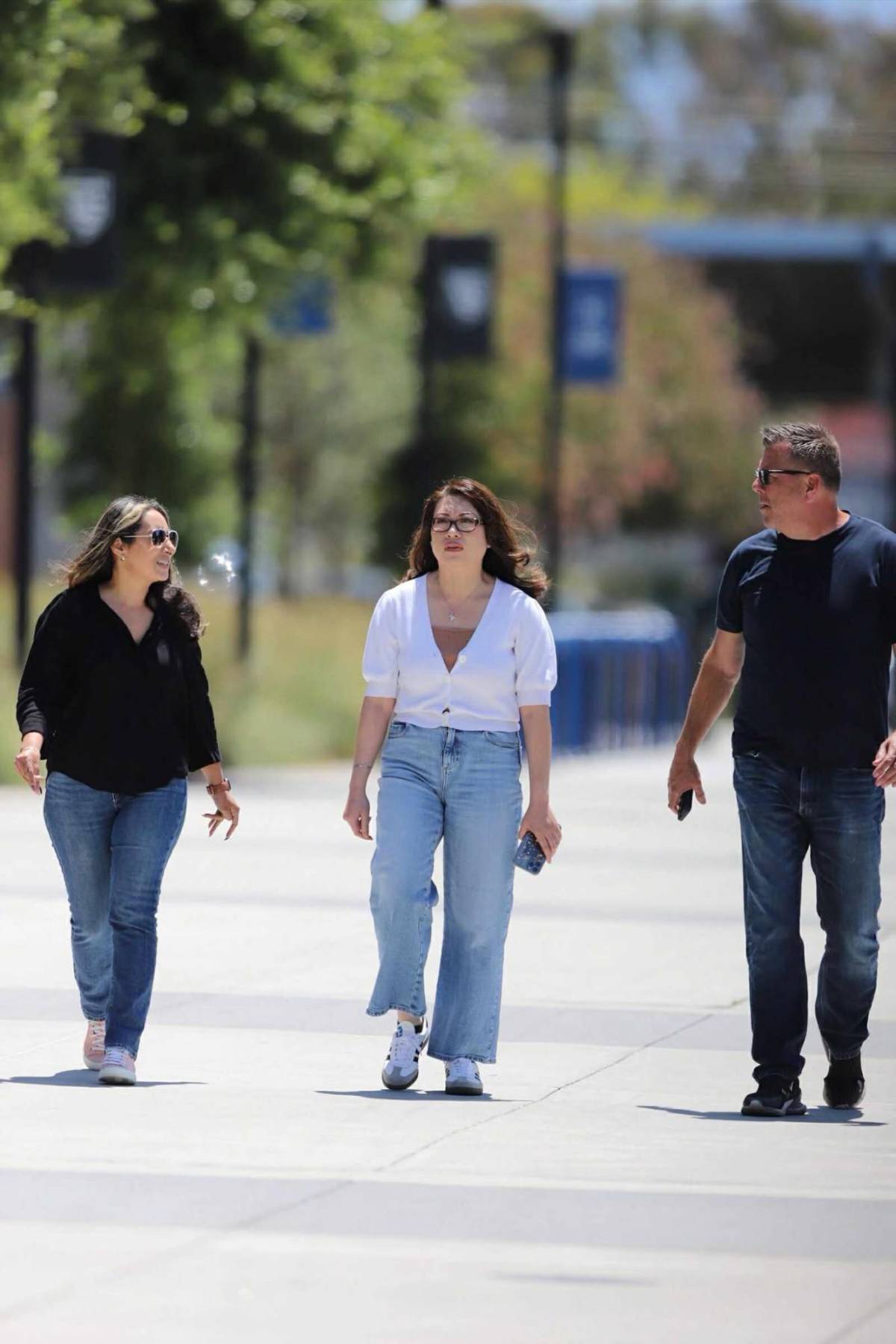 Bellas catrachas, el curioso detector y el bimundialista presente: Así se vive la previa del Honduras vs Curazao desde California