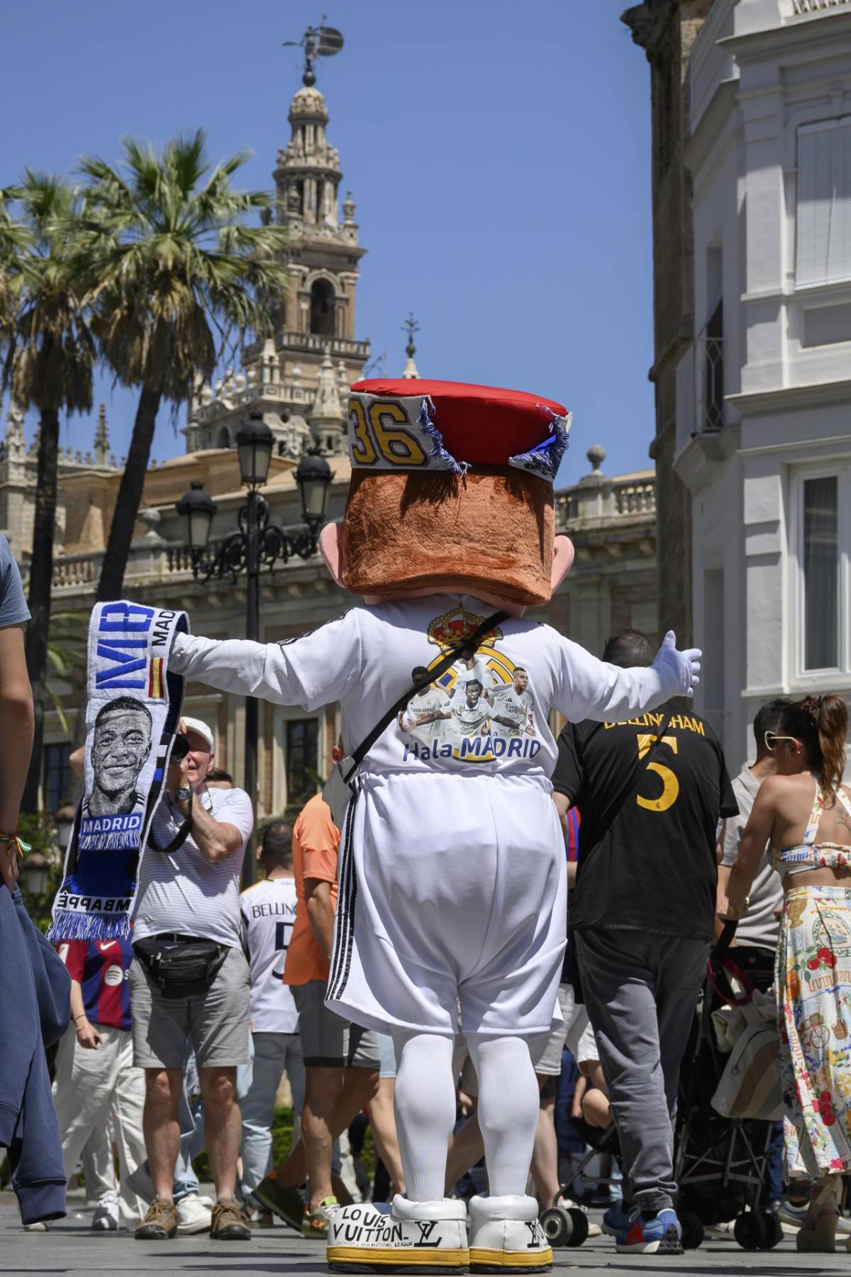 La petición de Florentino a Ancelotti, le desean la muerte a jugador del Real Madrid y un Barcelona a la cárcel por insólito motivo