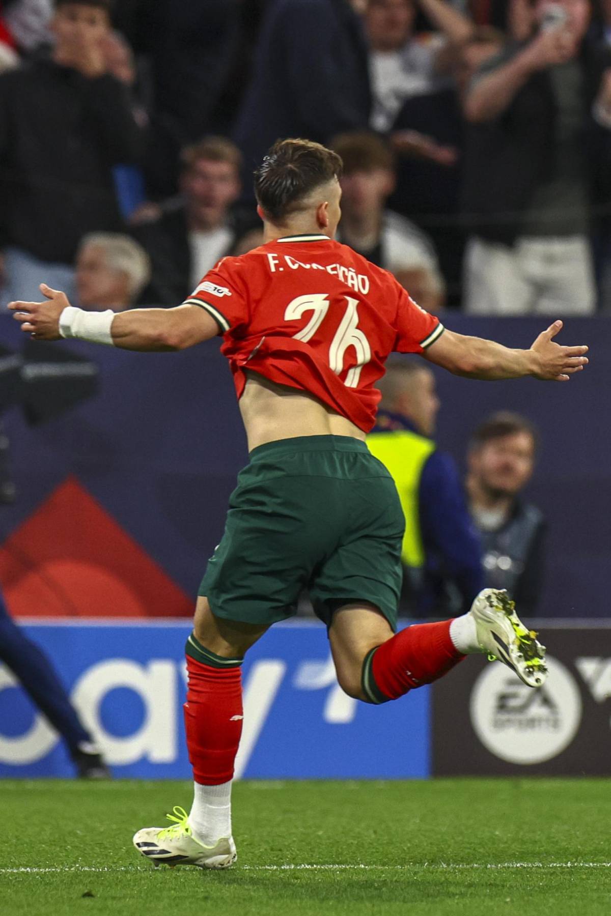 Cristiano Ronaldo fue el héroe de Portugal, la polémica decisión del árbitro y CR7 le celebra en la cara a futbolista de Alemania