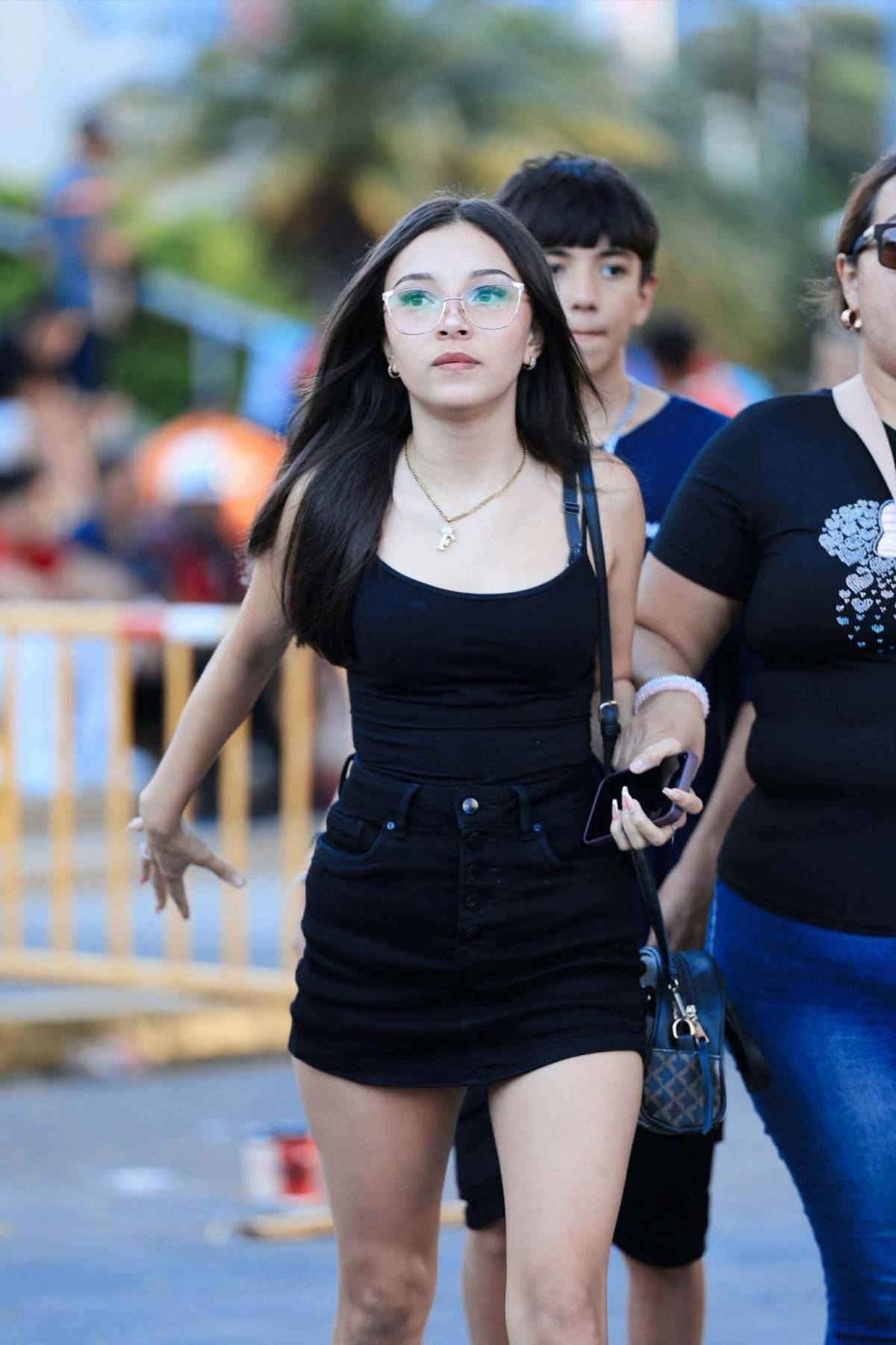 Costa Rica vs Honduras: los catrachos invaden San José, así llegó el pollo tico y la hermosa chica distraída en la previa