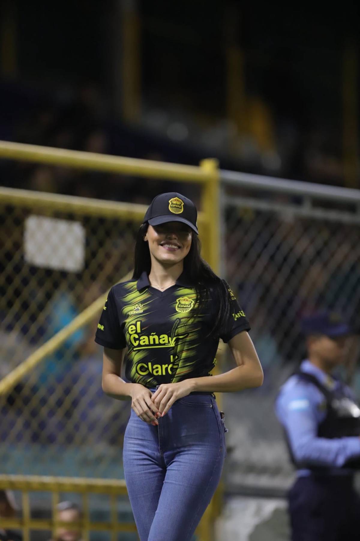 ¡El Morazán fue una pasarela! La belleza invadió el clásico entre Real España vs Motagua