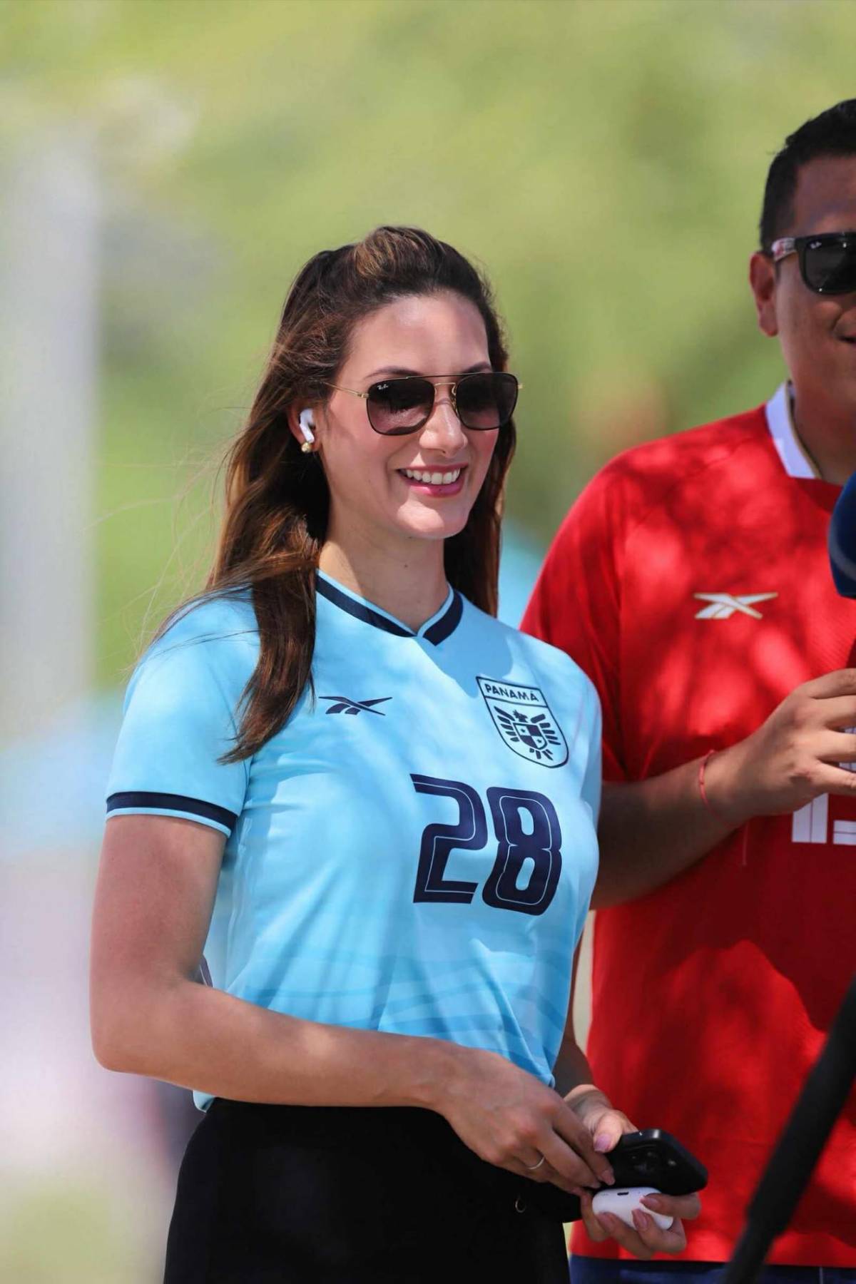 Honduras vs Panamá: bellezas hondureñas y panameñas adornan el juego de la Copa Oro