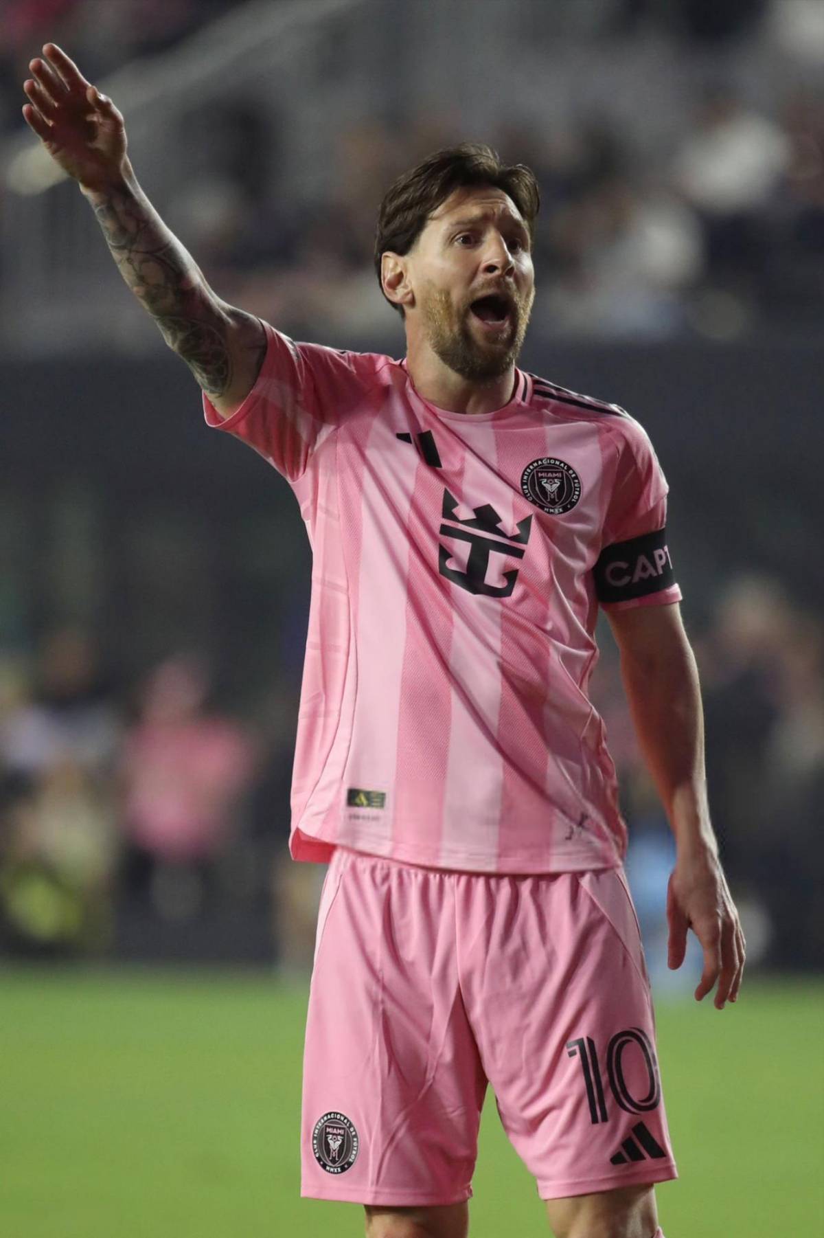 Messi fue la figura y explotó contra el árbitro: Inter Miami empata ‘in extremis’ ante New York City en la MLS 2025